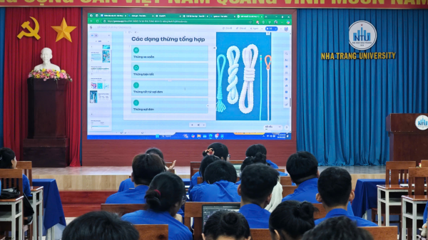 Tập huấn ứng dụng chatgpt & gemini trong học tập cho sinh viên Viện Khoa học và Công nghệ Khai thác Thủy sản