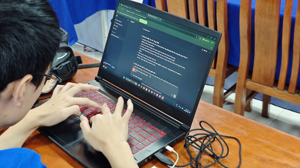 Tập huấn ứng dụng chatgpt & gemini trong học tập cho sinh viên Viện Khoa học và Công nghệ Khai thác Thủy sản