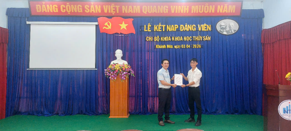 Lễ kết nạp Đảng viên mới cho đồng chí Võ Mạnh Thế