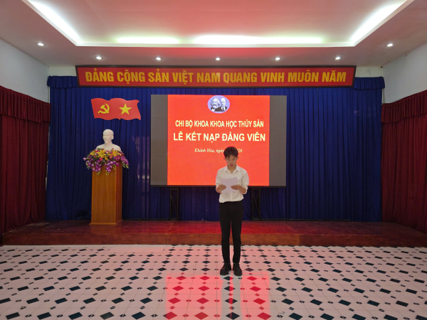 Chi bộ Khoa Khoa học Thủy sản kết nạp 03 đảng viên mới