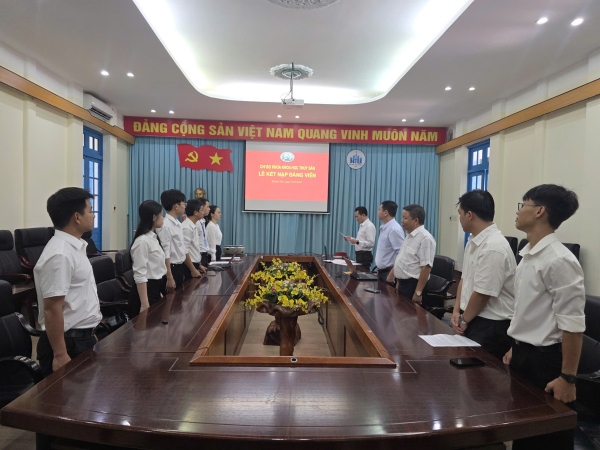 Lễ kết nạp Đảng viên mới cho đồng chí Hà Huỳnh Phương Duy – 65.KTTS
