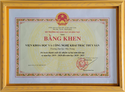 TRAO BẰNG KHEN CỦA BỘ TRƯỞNG BỘ GD&ĐT