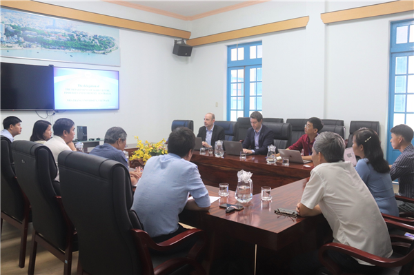 Ký kết Dự án Hợp tác 5 năm (giai đoạn 2022 - 2026) với Đoàn công tác của Bộ Nông - Lâm - Thuỷ sản Australia