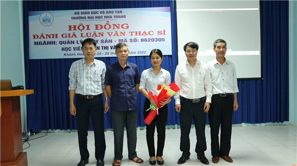 Hội đồng đánh giá Luận văn Thạc sĩ ngành Quản lý thủy sản