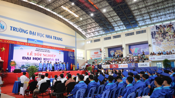 LỄ TỐT NGHIỆP ĐẠI HỌC KHÓA 61