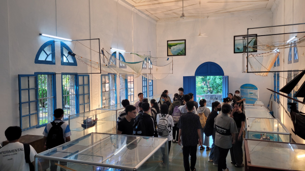 THAM QUAN BẢO TÀNG NGƯ CỤ - SINH VIÊN K65