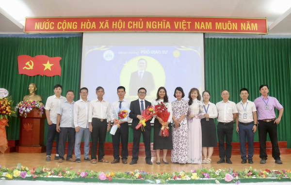 CHÚC MỪNG 02 TÂN PHÓ GIÁO SƯ CHUYÊN NGÀNH KHAI THÁC THUỶ SẢN