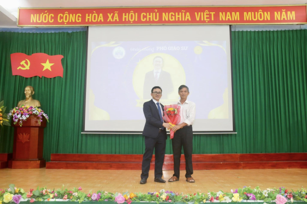 CHÚC MỪNG 02 TÂN PHÓ GIÁO SƯ CHUYÊN NGÀNH KHAI THÁC THUỶ SẢN