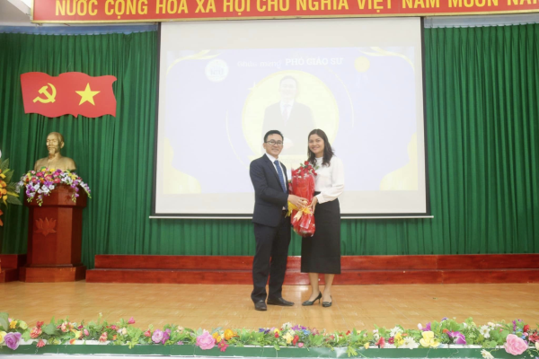 CHÚC MỪNG 02 TÂN PHÓ GIÁO SƯ CHUYÊN NGÀNH KHAI THÁC THUỶ SẢN