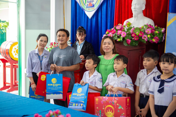 HOẠT ĐỘNG CỘNG ĐỒNG “XUÂN YÊU THƯƠNG” NĂM 2024