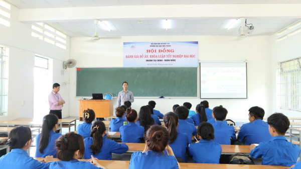 GIAO LƯU CHUYÊN MÔN CÙNG CỰU SINH VIÊN