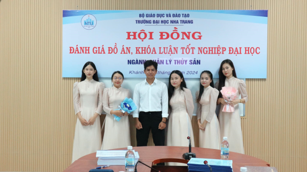 HỘI ĐỒNG ĐÁNH GIÁ ĐỒ ÁN TỐT NGHIỆP