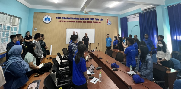 Phối hợp với Cơ quan quản lý Nghề cá Úc AFMA triển khai tập huấn IUU cho học viên quốc tế