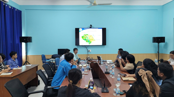 Làm việc với Đại học Davao Del Norte State College, Philippines