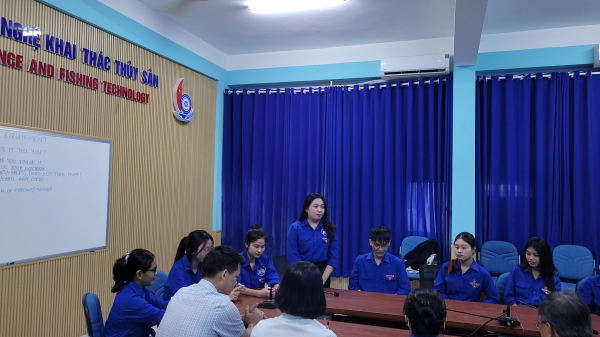 Xuân Yêu Thương 2025 -  Trao quà cho sinh viên có hoàn cảnh đặc biệt khó khăn