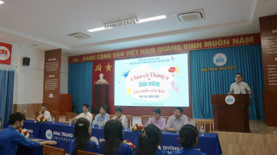 Chào cờ tháng 9 và chào đón tân sinh viên K67